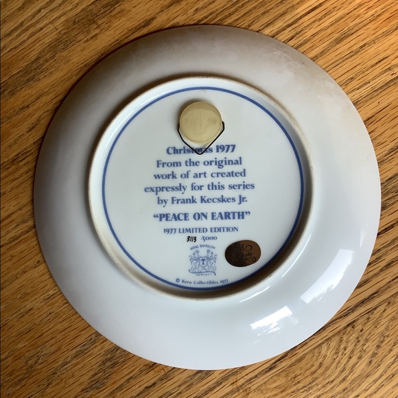 Vintage Kern Collectable “Peace on Earth” Plate - Picture 2 of 4